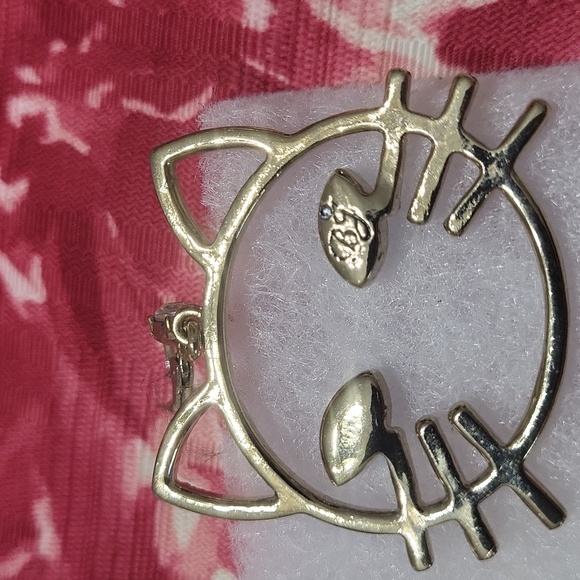 Betsey Johnson Pink and Blue Cat Face Jewelry Set - Picture 7 of 9